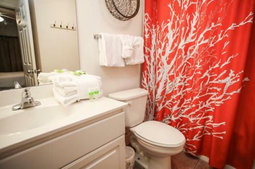 Hotel Majestic Tower One By Panhandle Getaways