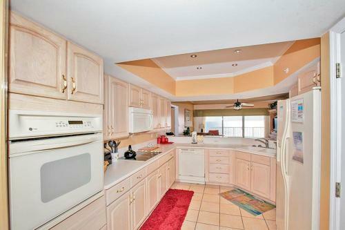 Hotel Coral Reef Resort By Panhandle Getaways