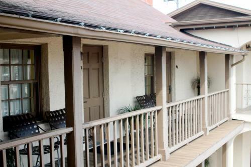 Hotel Bayfront Inn