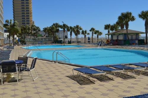Hotel The Summit Condominiums