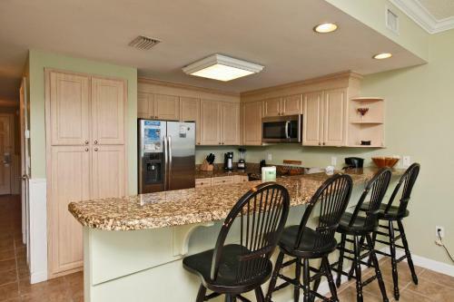 Hotel Boardwalk Beach Resort By Panhandle Getaways