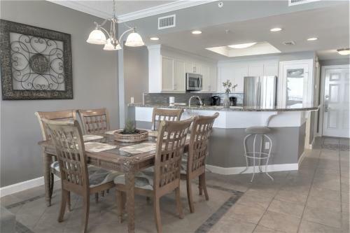 Hotel Boardwalk Beach Resort By Panhandle Getaways