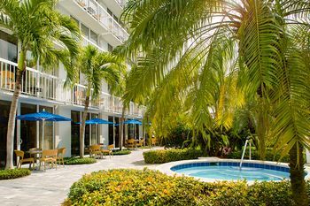 Hotel Guy Harvey Outpost - A Tradewinds Beach Resort