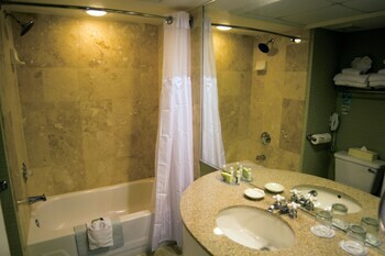 Hotel Guy Harvey Outpost - A Tradewinds Beach Resort
