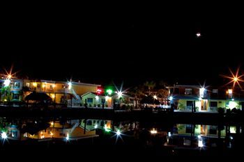 Hotel Bayview Plaza Waterfront Resort