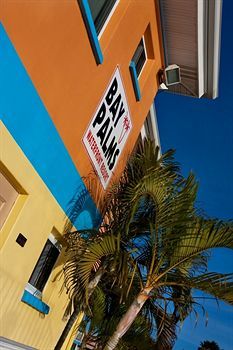 Bay Palms Waterfront Resort - Hotel And Marina