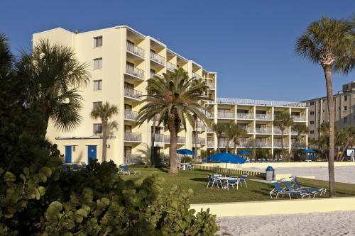 Hotel Alden Suites - A Beachfront Resort
