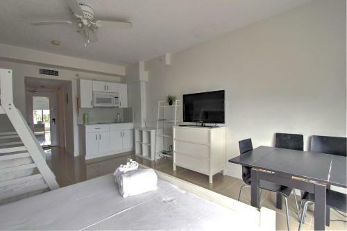 Aparthotel Private Studios At The Casablanca
