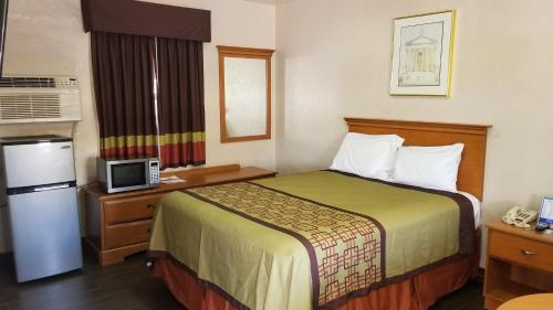 Motel Deluxe Inn - Sarasota