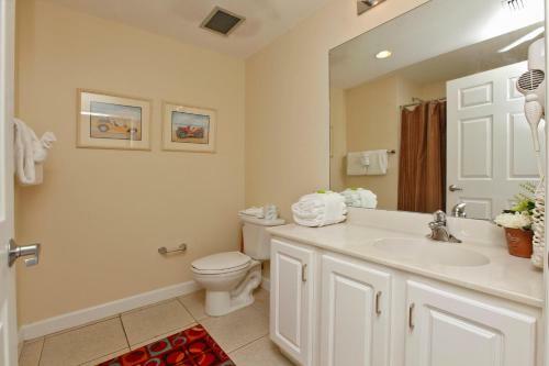 Hotel Sterling Reef Beach Resort