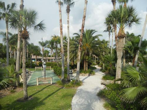 Hotel The Capri At Siesta