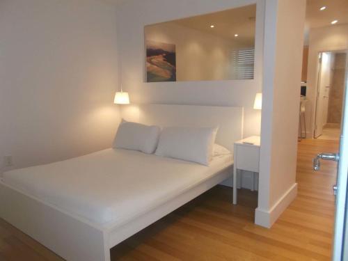 Aldo Apartments
