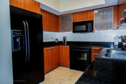 Apartamentos La Perla Condominium On The Beach