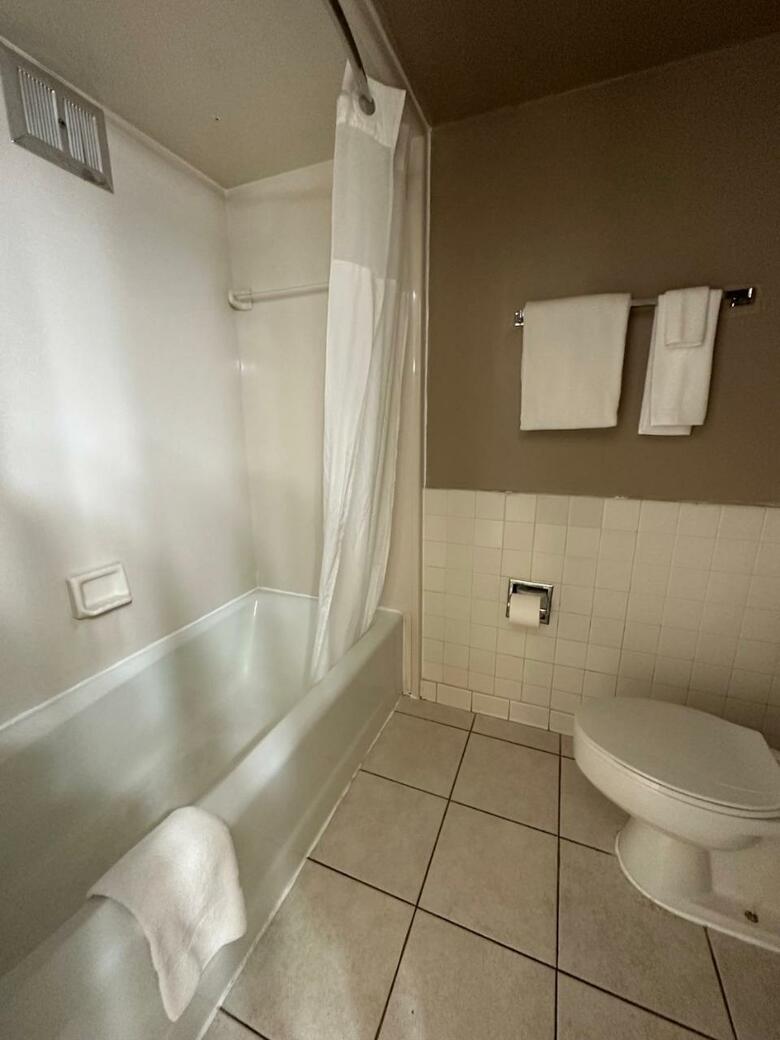 Hotel Tahitian Inn & Spa Tampa