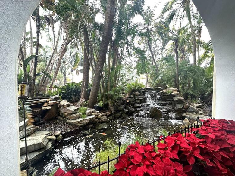 Hotel Tahitian Inn & Spa Tampa