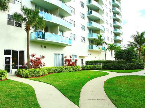 Ocean Reserve Apartment