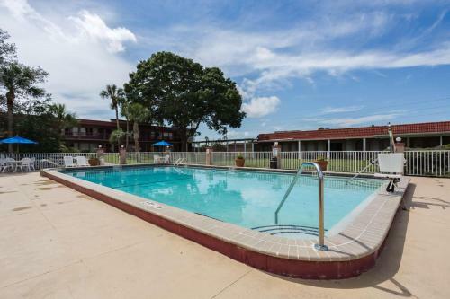 Motel 6 Spring Hill Weeki Wachee