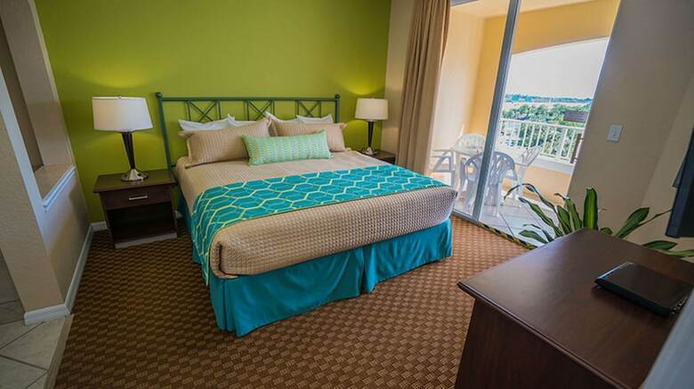 Hotel Vacation Village At Weston
