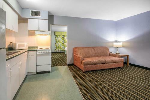 Hotel Rodeway Inn & Suites Winter Haven