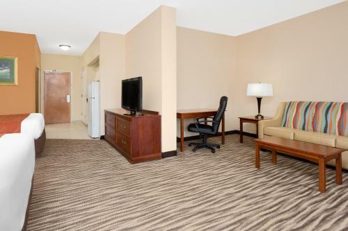 Hotel Baymont Augusta Riverwatch
