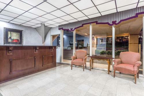 Motel Howard Johnson Athens