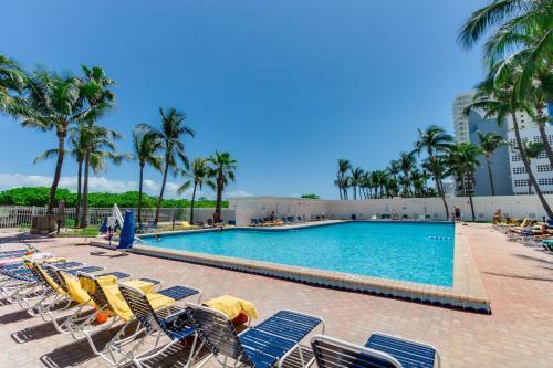 Apartamento Ocean Front Resort Studio