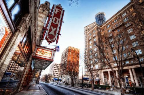 Renaissance Atlanta Midtown Hotel