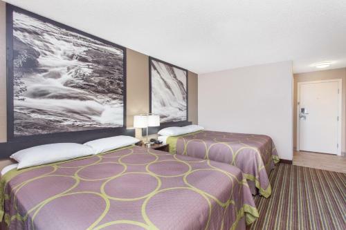 Hotel Super 8 By Wyndham Columbus Airport