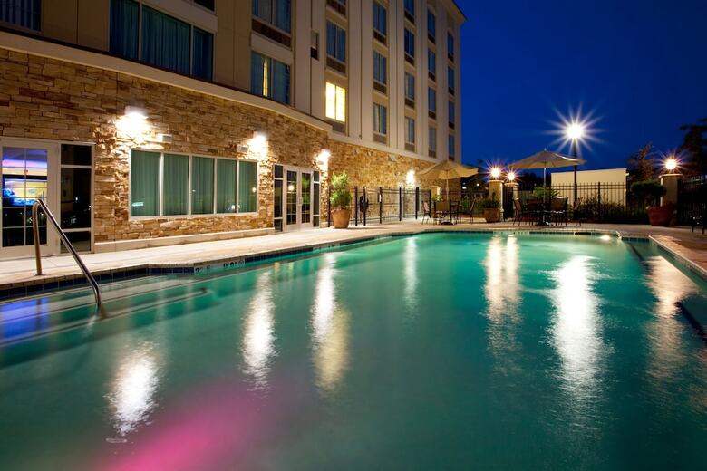 Hotel Holiday Inn Express Columbus At Northlake