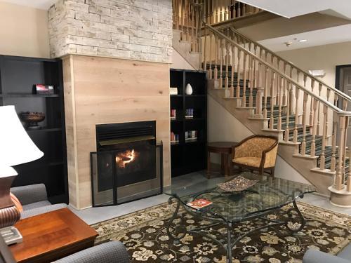 Hotel Country Inn & Suites By Radisson, Dalton, Ga