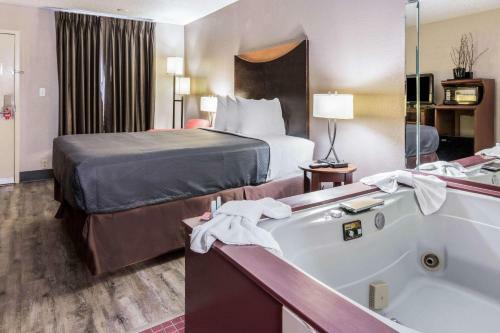 Motel Americas Best Value Inn - Gainesville