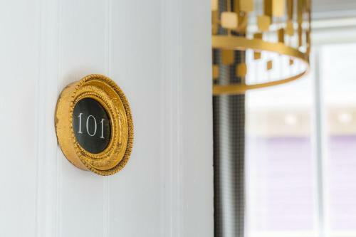 Hotel Gilded