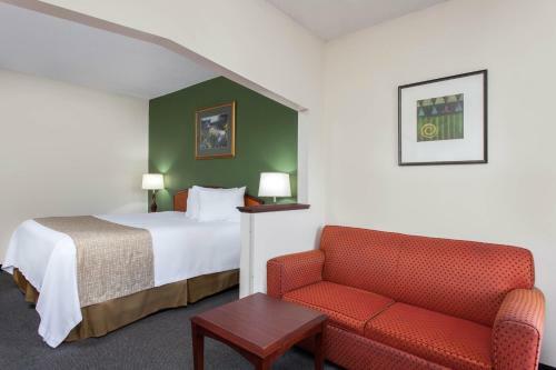 Hotel Palm Tree Inn Extended Stay