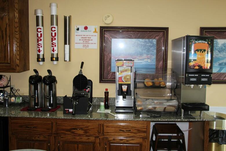 Hotel Jameson Inn - Perry