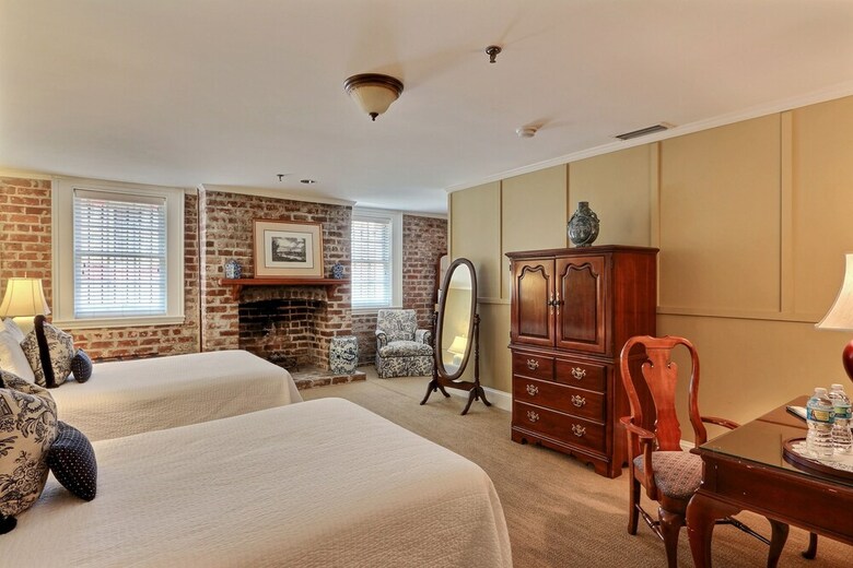 Bed & Breakfast The Presidents' Quarters Inn