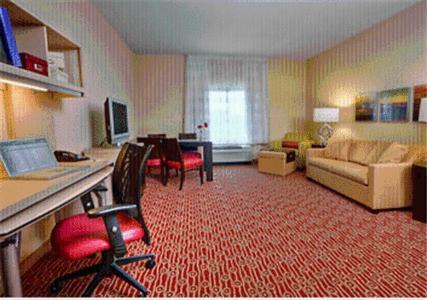 Hotel Towneplace Suites By Marriott Savannah Airport