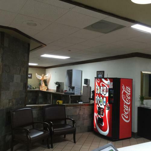 Motel Express Inn & Suites
