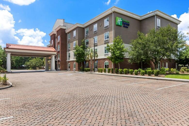 Holiday Inn Express Hotel & Suites Savannah Midtown