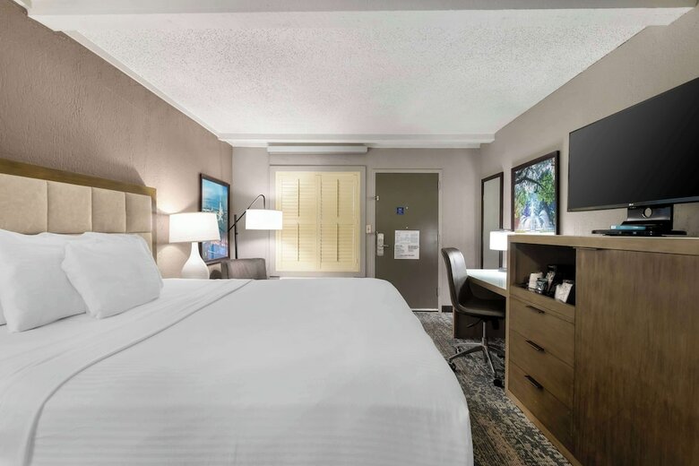 Hotel Best Western Plus Savannah Historic District