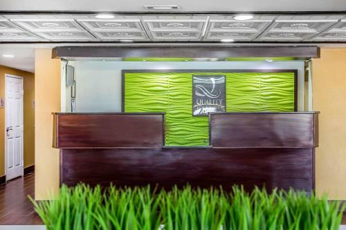 Hotel Quality Inn & Suites Warner Robins
