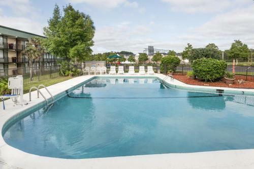 Motel Days Inn Valdosta Mall