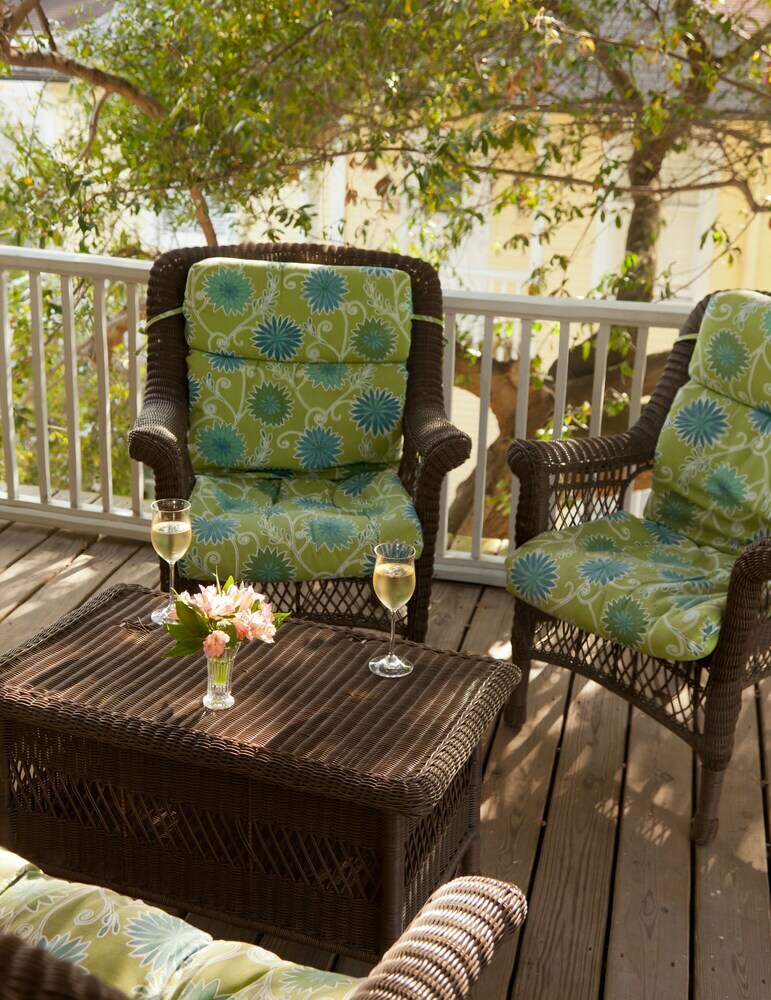 Bed & Breakfast Azalea Inn And Villas