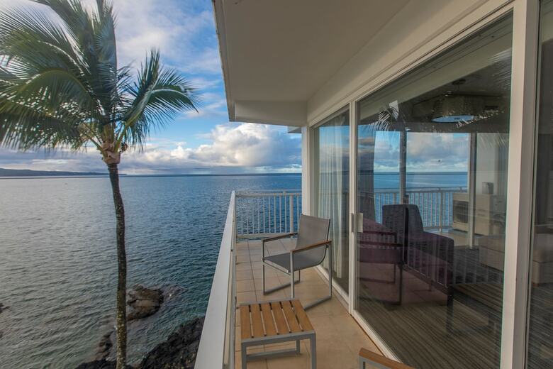 Hilo Naniloa Hotel