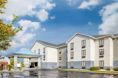 Hotel Baymont By Wyndham Pooler/savannah