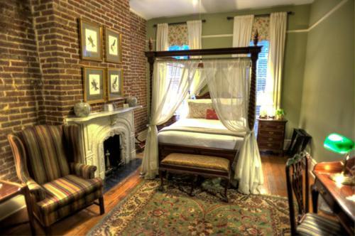 Savannah Bed & Breakfast Inn