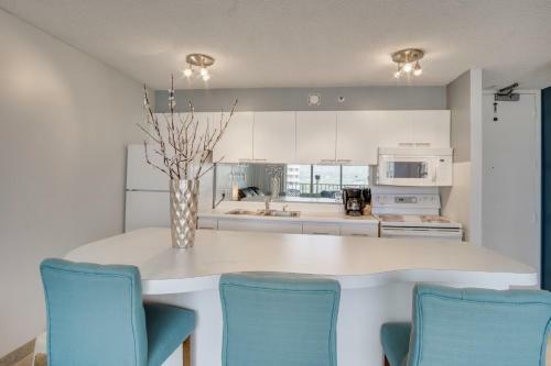 Apartamento Waikiki Banyan Condo