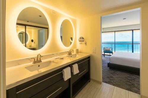 Aparthotel Aston Waikiki Beach Tower