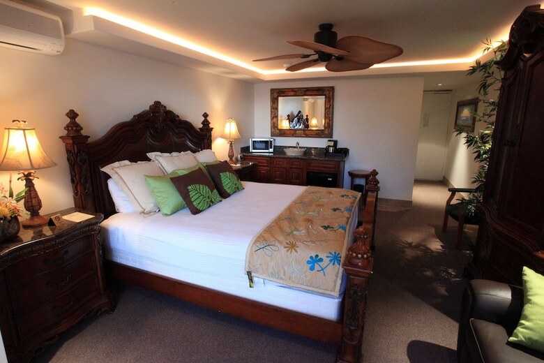 Hotel Coral Reef