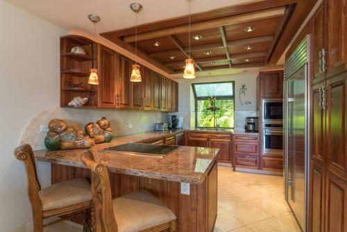 Apartamentos Mauna Lani Terrace By South Kohala Management
