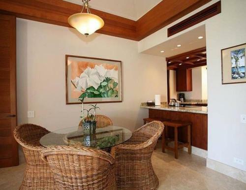 Apartamentos Mauna Lani Terrace By South Kohala Management